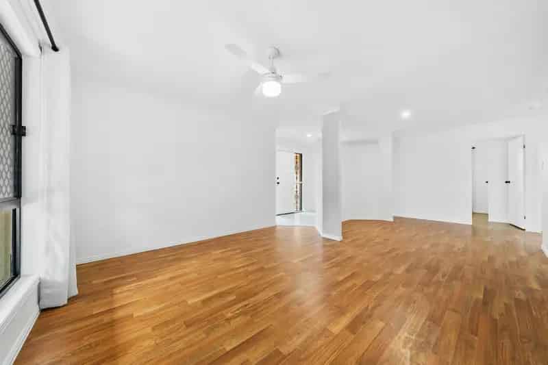 UNDER CONTRACT BY THE PAUL PENKLIS TEAM