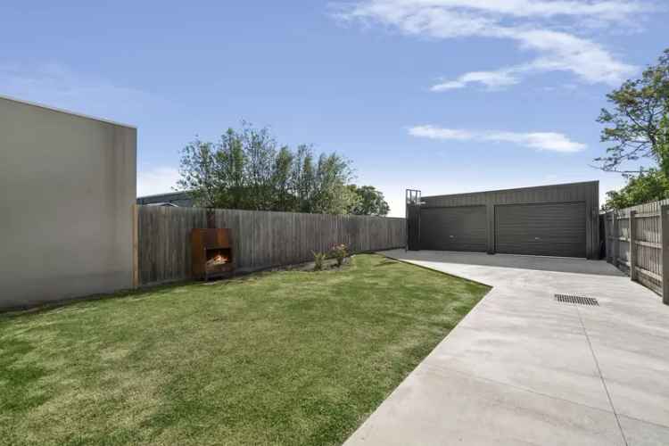 House For Sale in Melbourne, Victoria