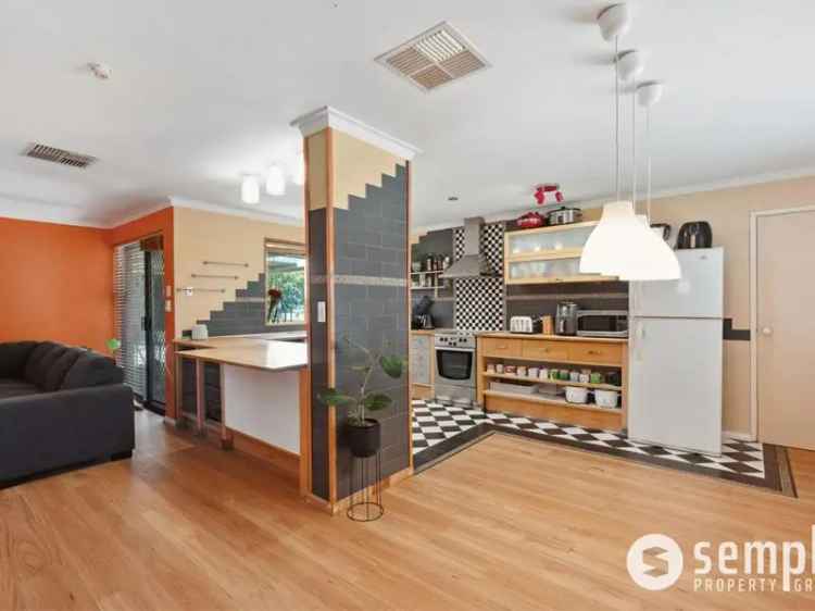 House For Sale in City of Cockburn, Western Australia