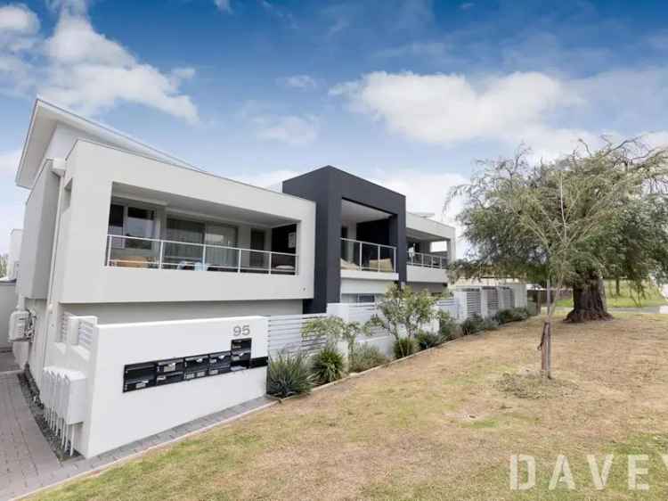 Apartment For Sale in City of Stirling, Western Australia