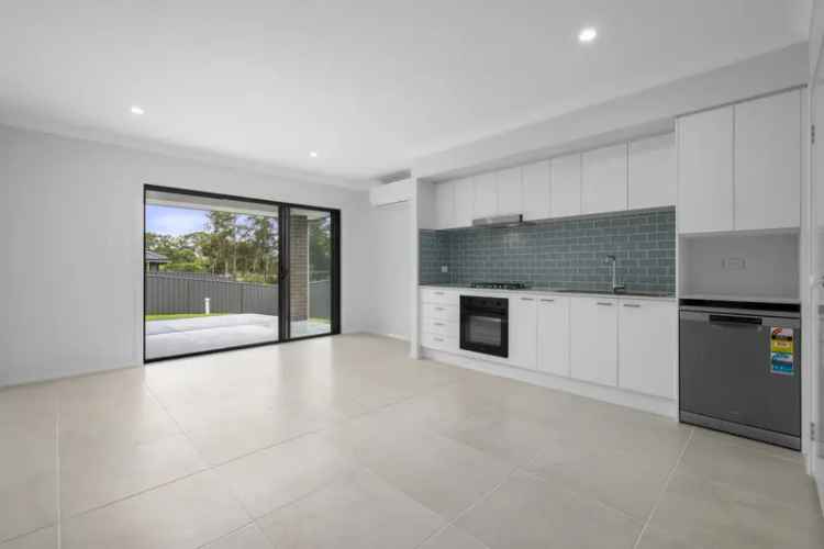 For Lease Brand New Two Bedroom Home Wadalba Spacious and Modern