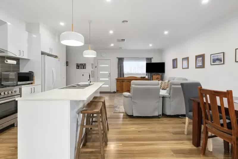 House For Sale , 100, Masons Lane, Bacchus Marsh, Victoria