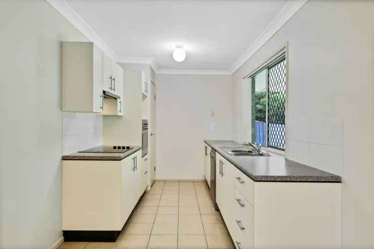 12 Pollys Place, Nambour QLD 4560 - House For Lease