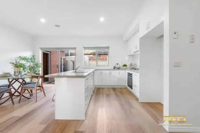 Apartment For Rent , Melbourne, Victoria