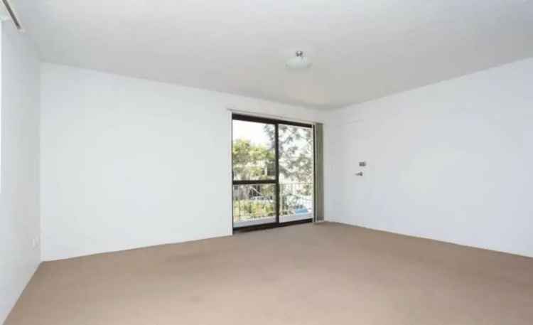 1 Bedroom Apartment 103m² Gold Coast City