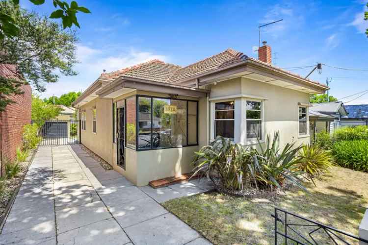 Stunning Period Charm In The Heart of Ballarat