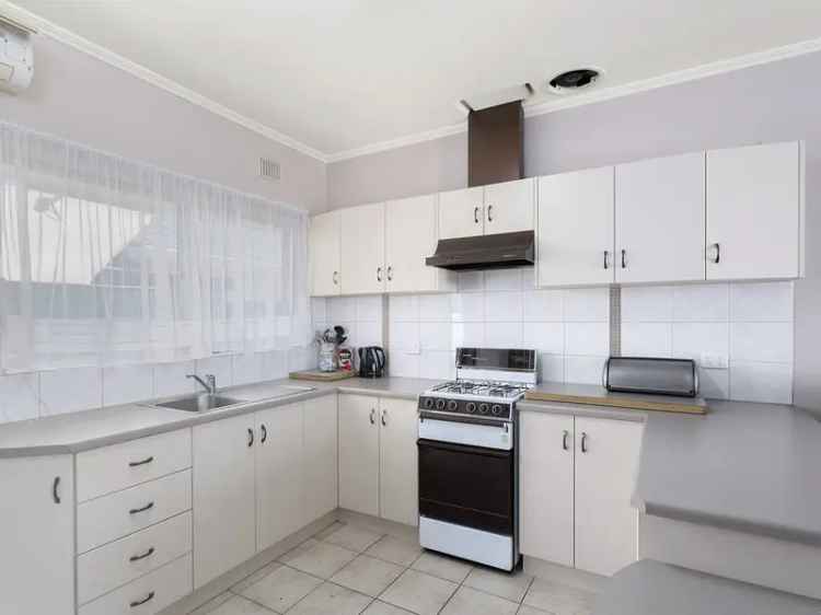 Block of units For Rent in Adelaide, South Australia