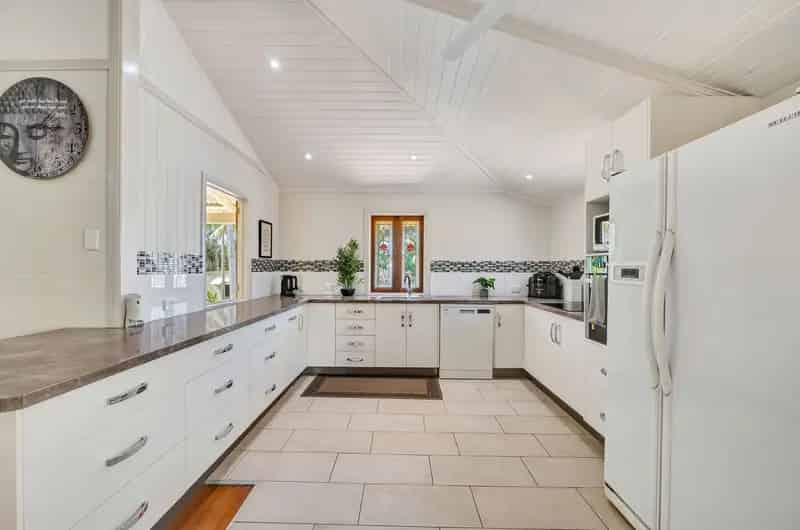Charming Queenslander with Dual Living and Guest Cottage on 1012 sqm  - Viewing by Appointment