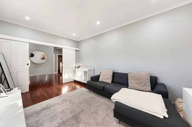 Beautiful 3-Bedroom, 1-Bathroom Home in the Heart of Parafield Gardens