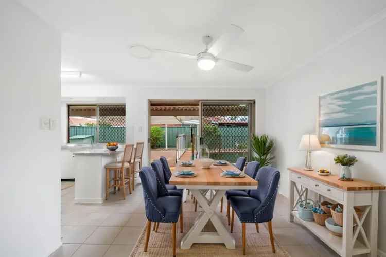 Buy charming home in Elanora with 3 bedrooms and pool