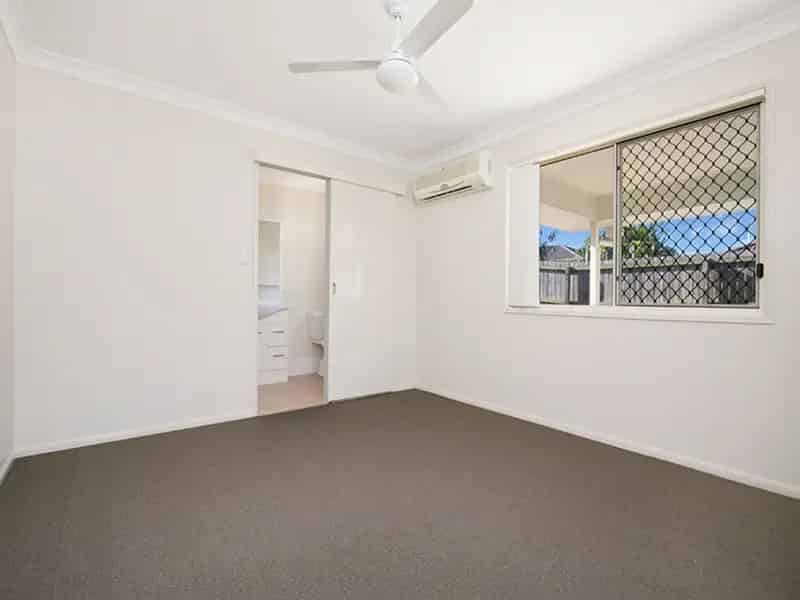 Real Estate For Lease - 29 Lockyer Place - Crestmead , QLD