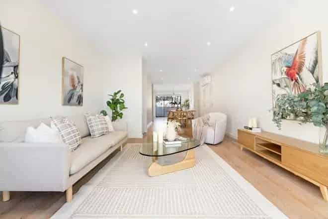 House For Sale , 41, Charlton Avenue, Melbourne, Victoria