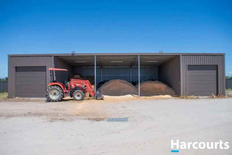 Buy rural property training complex Pakenham with exceptional facilities