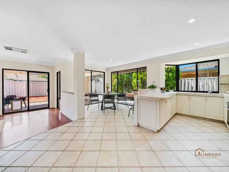 House For Sale in City of Gosnells, Western Australia