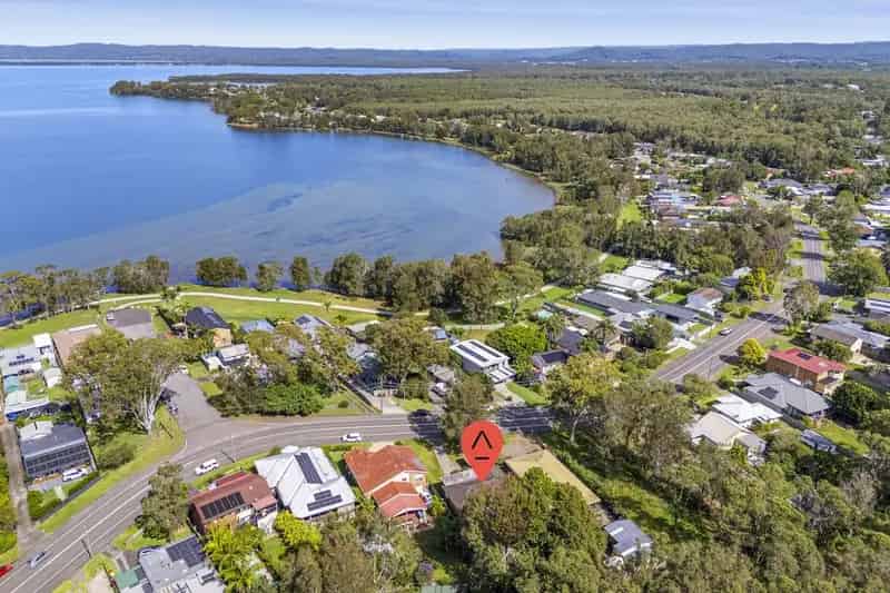 House For Sale - 281 Tuggerawong Road, Tuggerawong NSW 2259