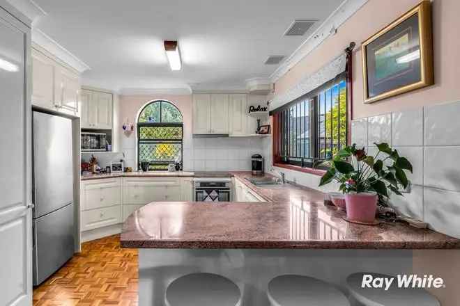 House For Sale , 6, Kanuka Street, City of Brisbane, Queensland