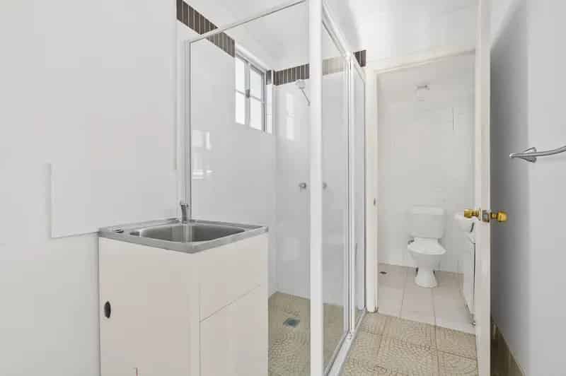 Real Estate For Lease - 129A Russell Avenue - Dolls Point , NSW