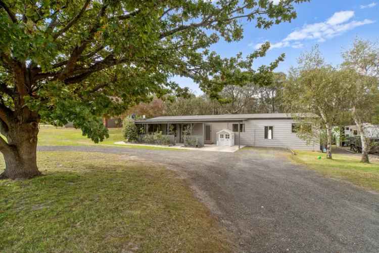 Secluded Country Retreat in Langwarrin South