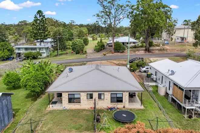 Apartment For Sale in Gin Gin, Queensland