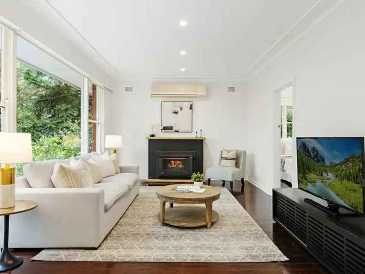 Serene Family Sanctuary in Prime Location Near Beecroft Public School