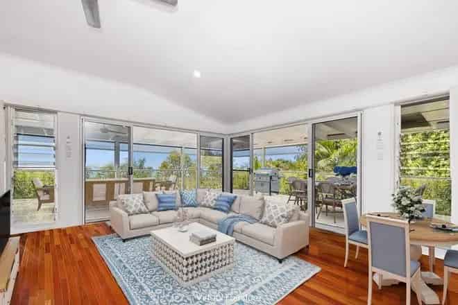 House For Sale , Cannonvale, Queensland