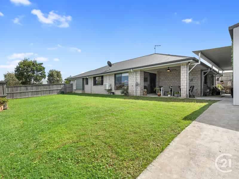6 Reaside Road, Walloon QLD 4306 - House For Sale