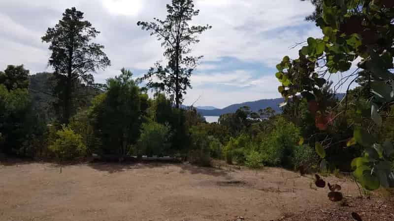 Buy Rural Property with Planning Permits in Lake Eildon