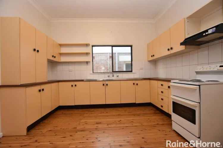 House For Rent in Orange, New South Wales