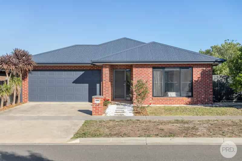 Modern Spacious Family Home in Family-Friendly Lucas