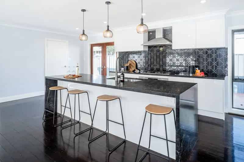 Lease Beautifully Renovated House in Bellbird with Spacious Entertaining Area