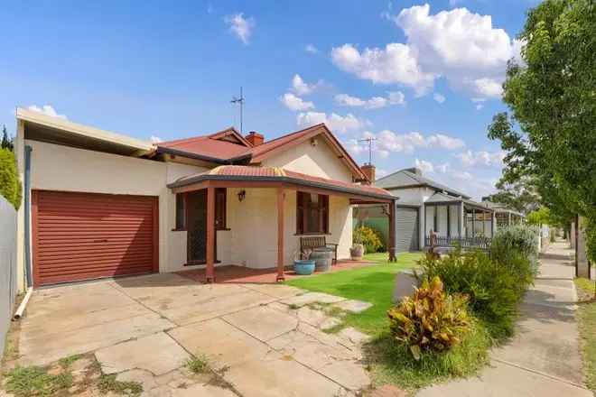 House For Sale in 14, Ivey Street, Adelaide, South Australia