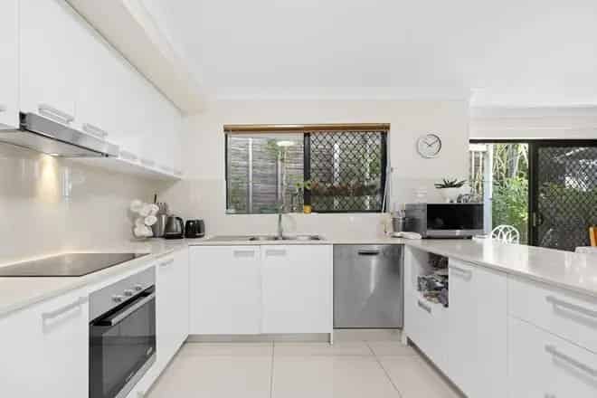 Apartment For Rent , 35, Jaffa Crescent, City of Brisbane, Queensland
