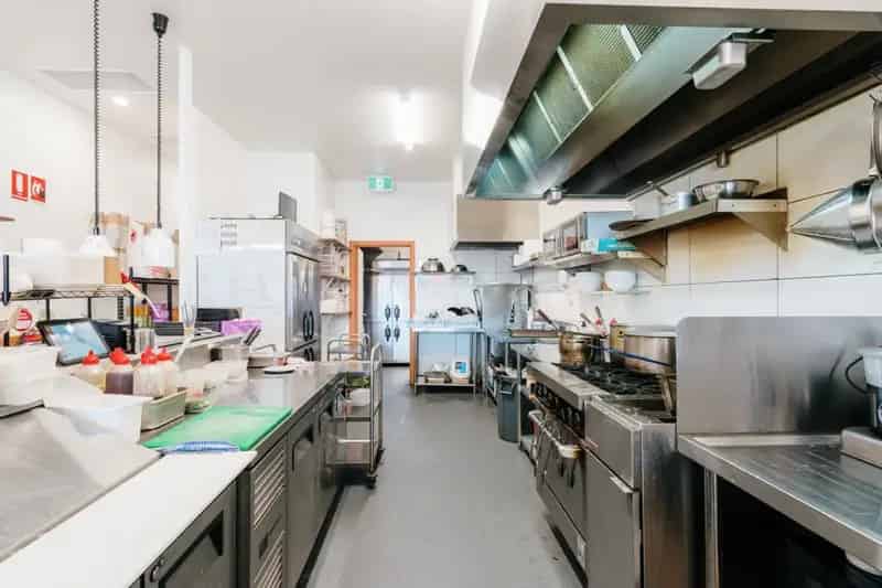 Buy Commercial Property in Devonport with Modern Setup and Cheap Rent