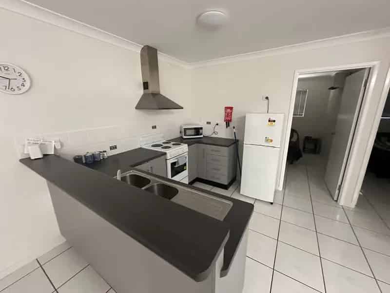 Sell self-contained ground level apartments in Townsville with great potential