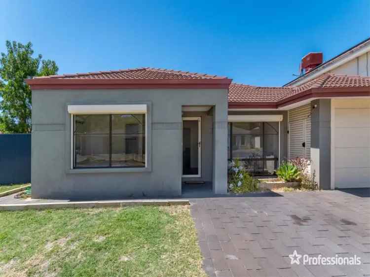 4 Bed 2 Bath Family Home in Bentley - Updated Kitchen and Bathrooms