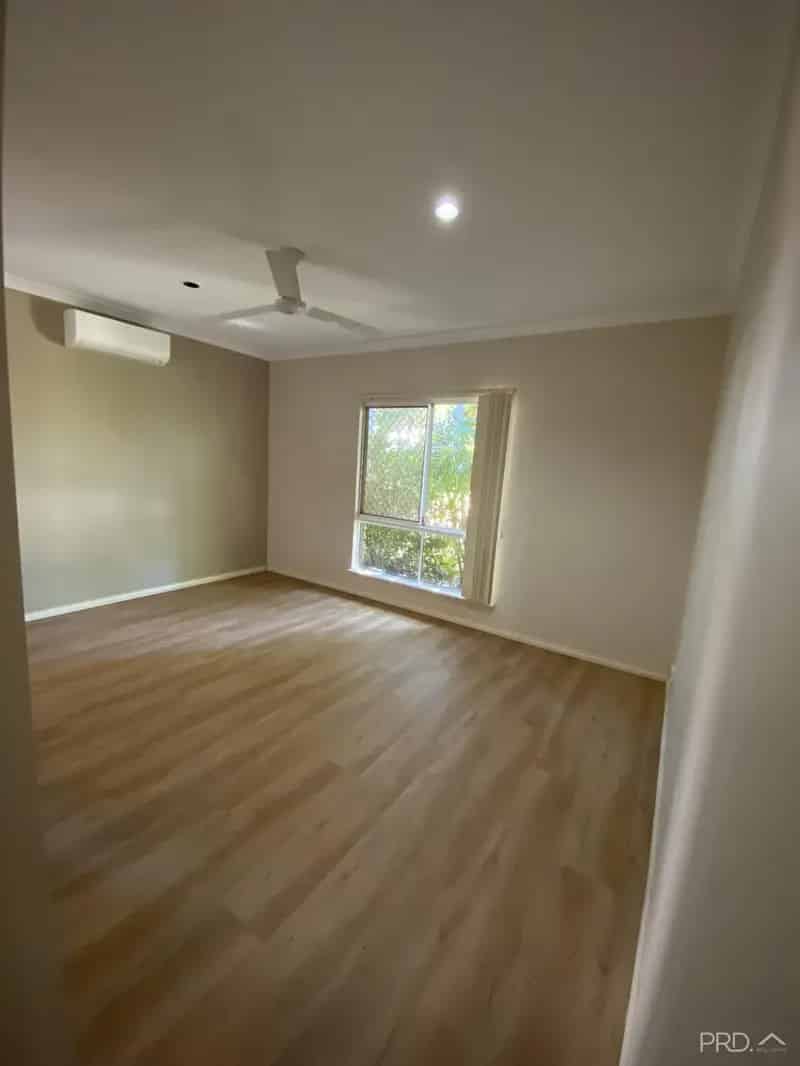 Neat & Tidy 4x2 Family Home!