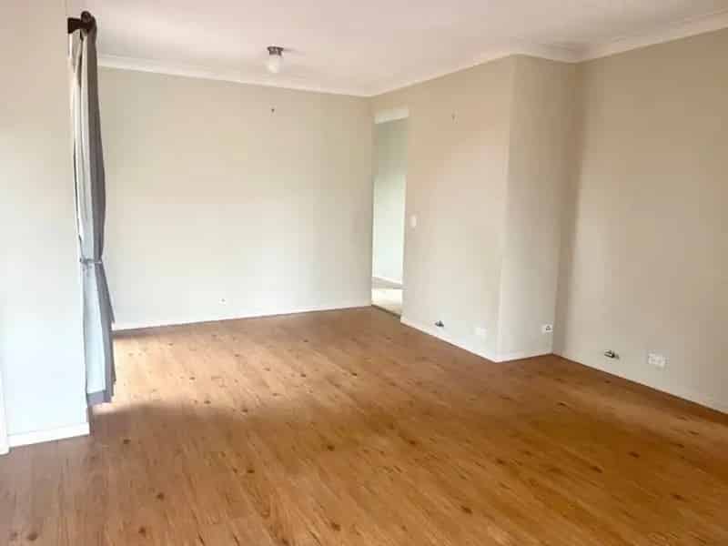 Real Estate For Lease - 6 Dwyer Place - St Helens Park , NSW