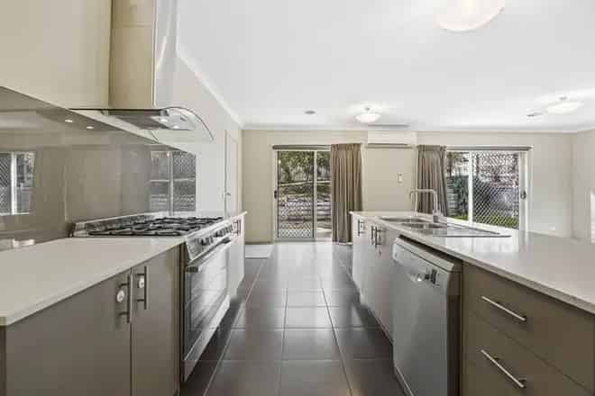 House For Sale , 18, Zoe Drive, Ballarat, Victoria