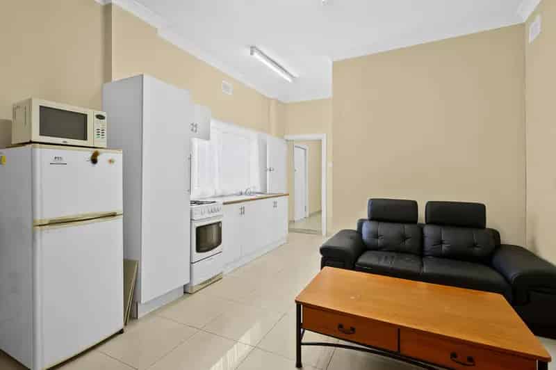 Real Estate For Lease - 2A Carrisbrook Avenue - Bexley North , NSW