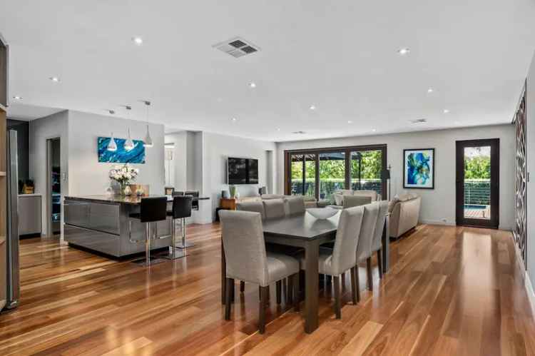 Family-Size Prestige Living in the Adelaide Hills