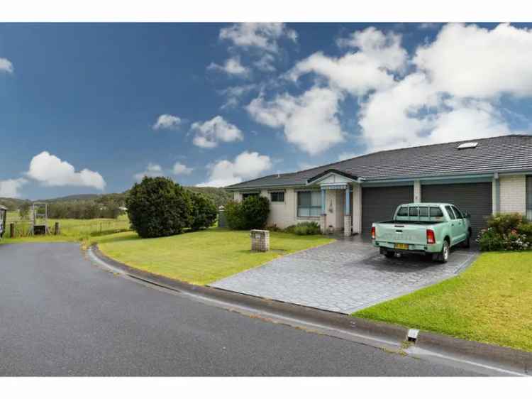 Villa For Sale in Forster, New South Wales