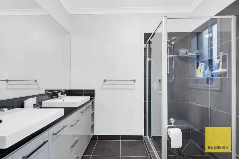 Discover Modern Living at 35 Stockmans Drive, Truganina - North Facing