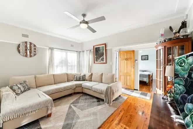 House For Sale , 9, Colonial Street, Sydney, New South Wales