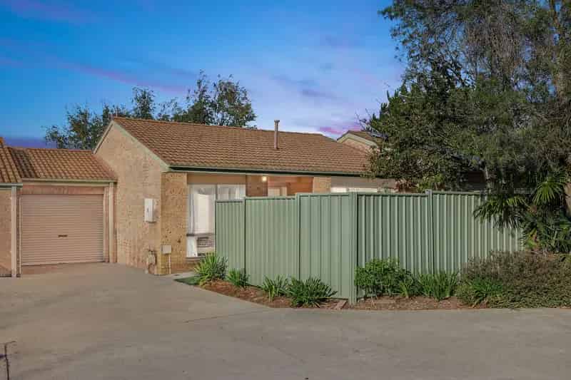 Real Estate For Sale - 8/26 Narryer Close - Palmerston , ACT