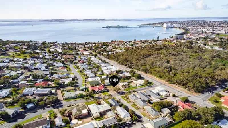 Buy Land in Port Lincoln with Magnificent Views Over Boston Bay