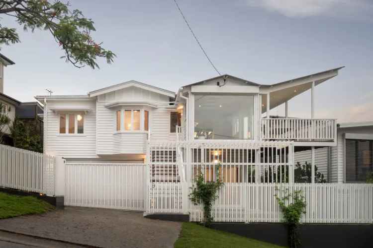 Balmoral Queenslander Renovation Contemporary Elegance City Views