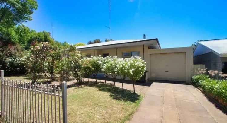 House For Rent in Clare, South Australia