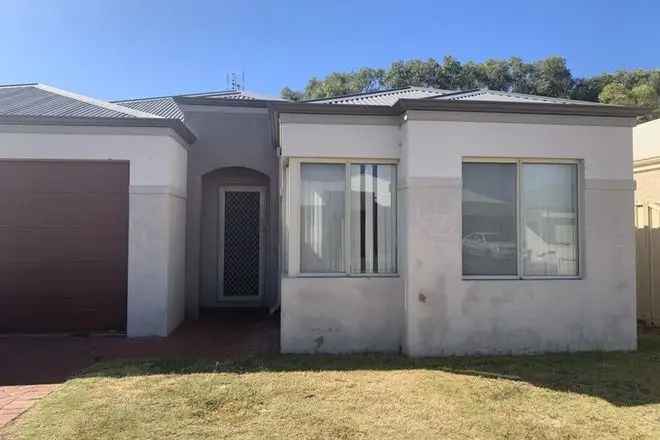 House For Rent in Port Denison, Western Australia