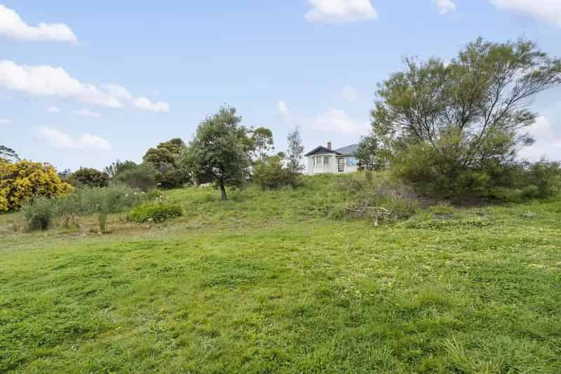Rural property For Sale , 19, Esplanade East, Triabunna, Tasmania