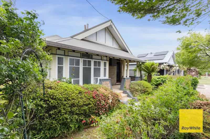 Buy Family Home in Edwardian Style with Unique Features and Private Garden